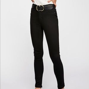 NWT Free People Long and Lean Jegging Black